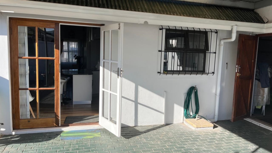 3 Bedroom Property for Sale in Langebaan North Western Cape
